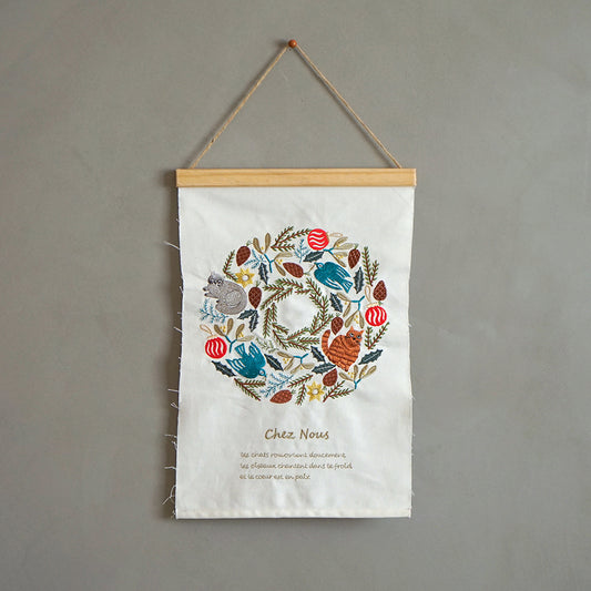 【予約】クリスマス 刺繍タペストリーS(リース) / Matsuo Miyuki クリスマスツリー