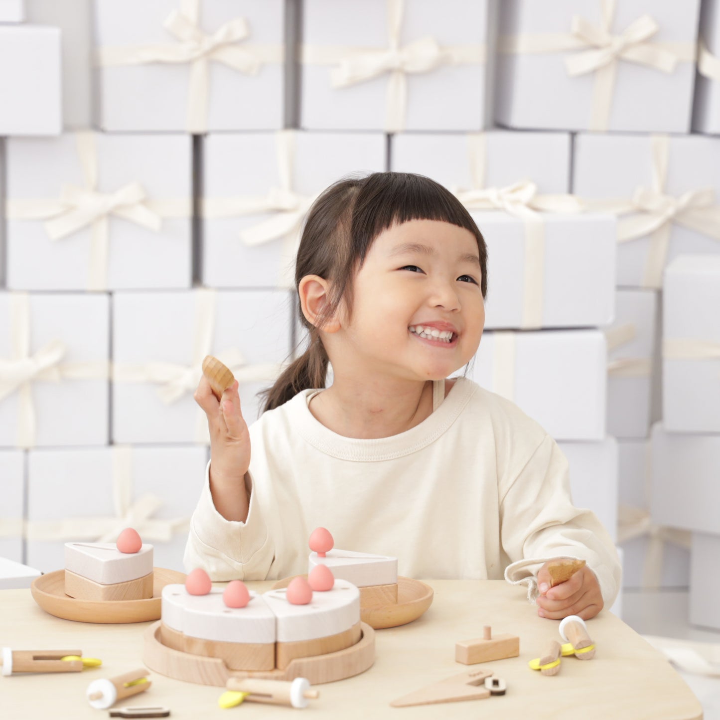 make a wish（木のケーキ）/ おもちゃ　木製玩具★