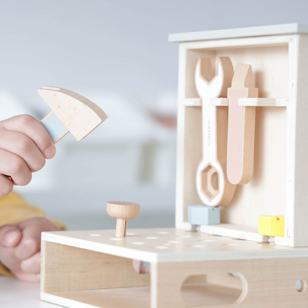 DOU BOOK( tool box)  / おもちゃ 木製玩具★