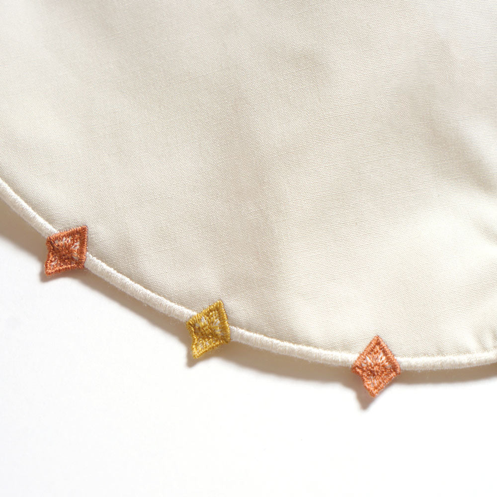 刺繍スタイ くま×ダイヤ