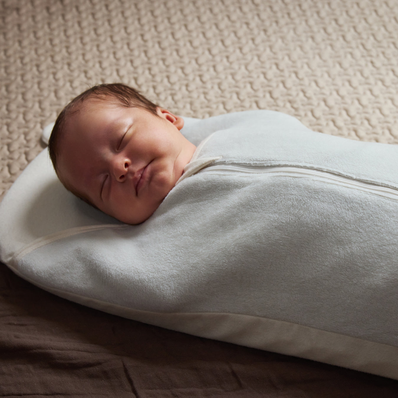 たまごマットおくるみ sleep 起毛ベロア アイボリー