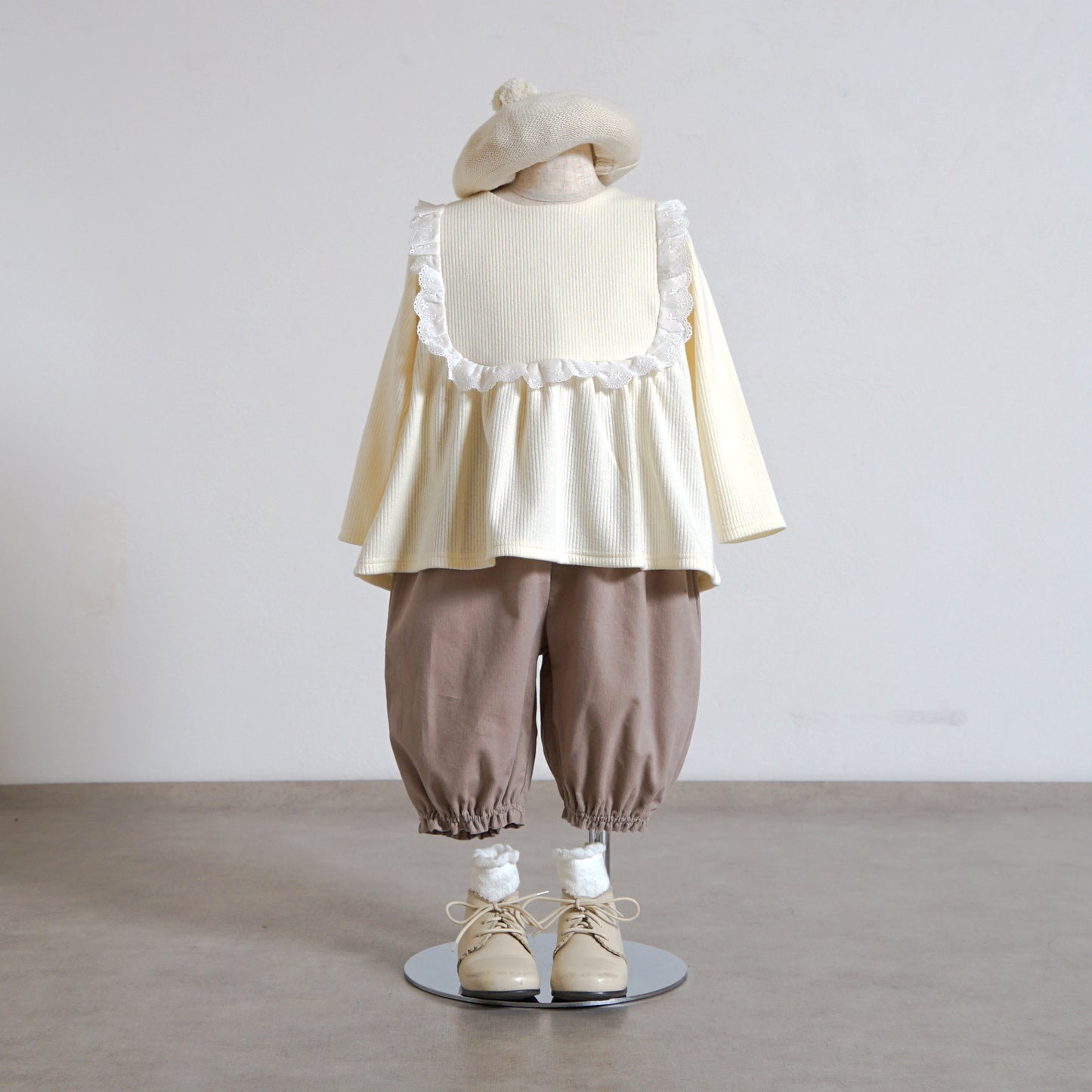 フリルレーストップス ミルク  80・90・100cm