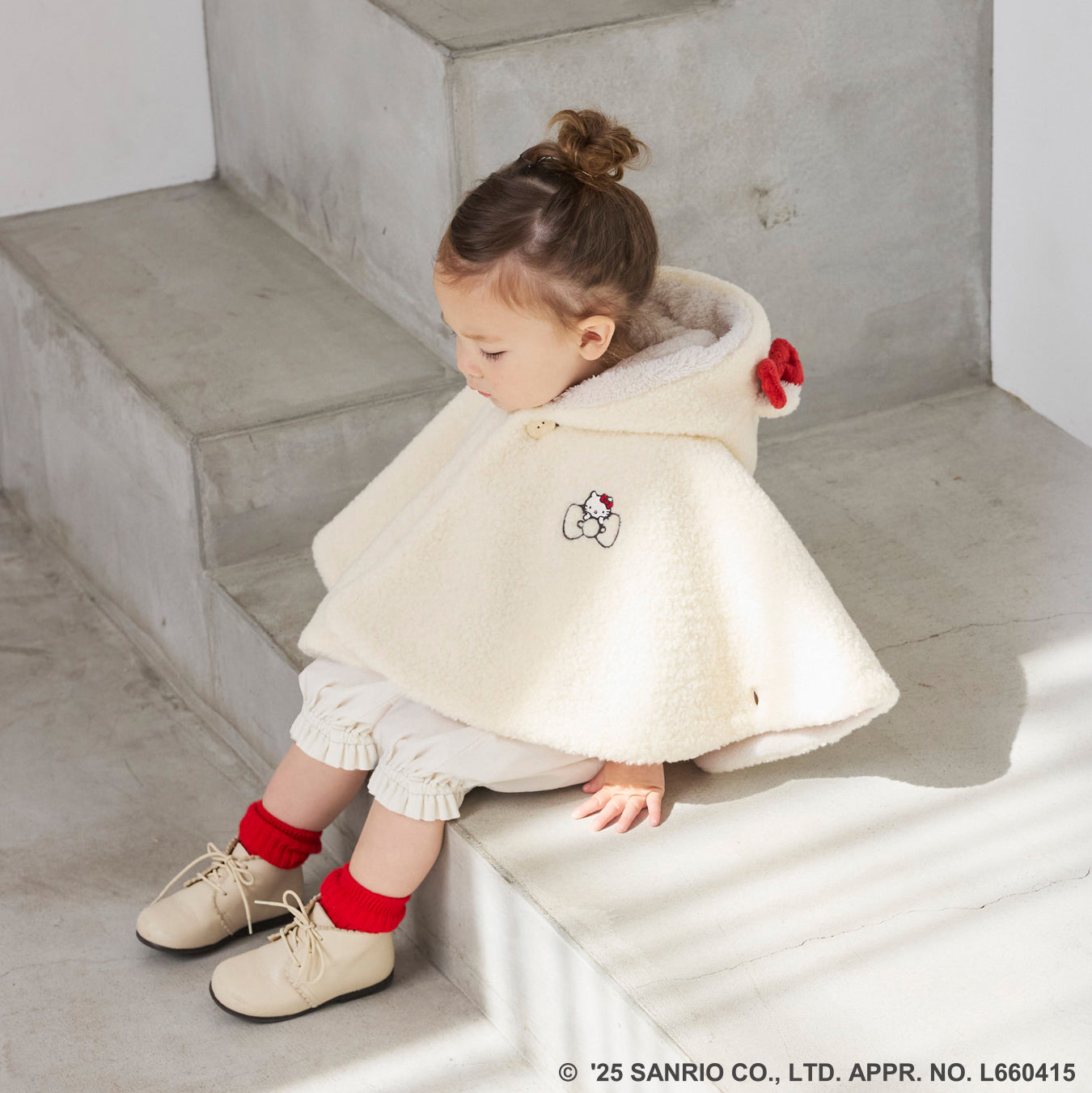 【完売】HELLO KITTY ベビーマント(新生児-100cm)