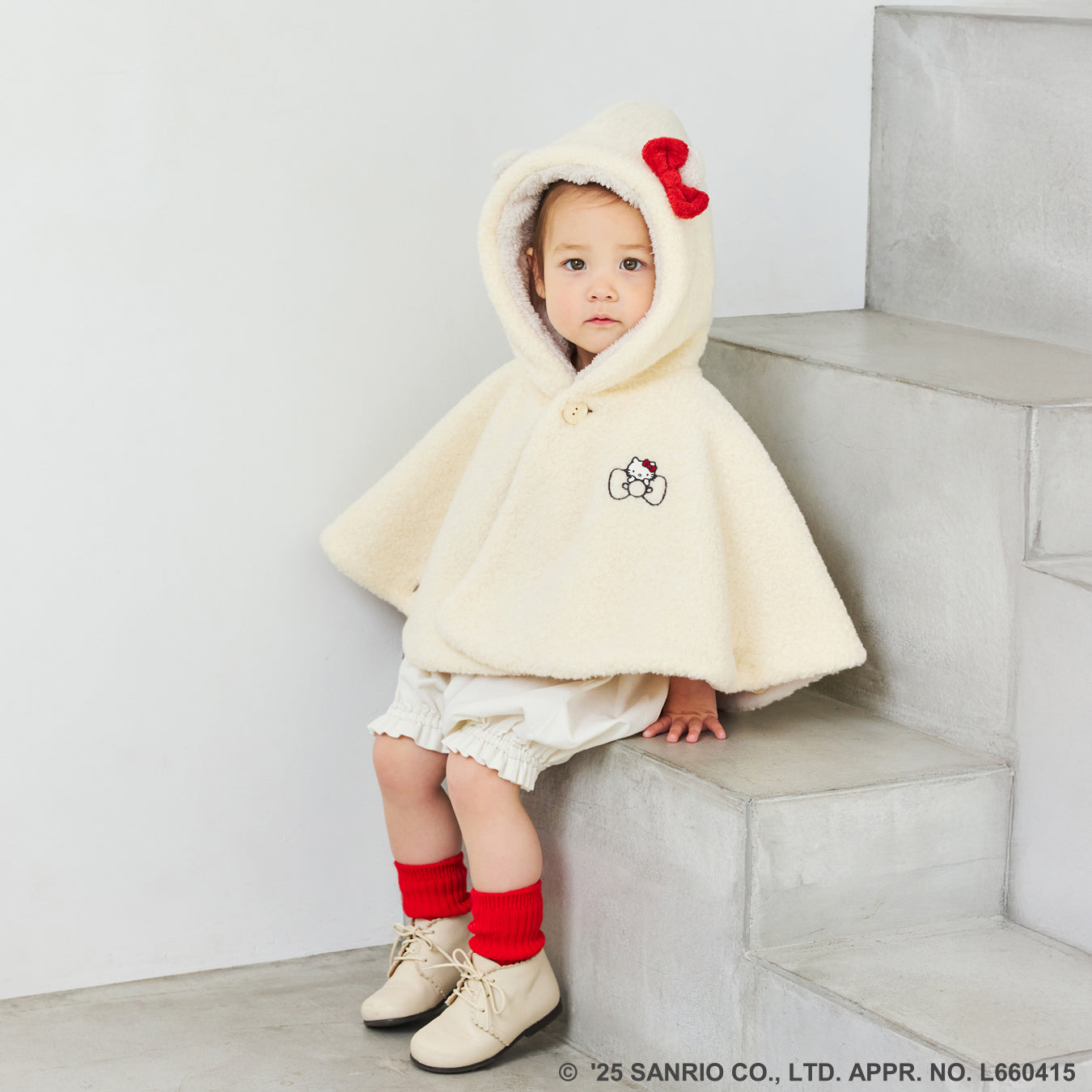 【完売】HELLO KITTY ベビーマント(新生児-100cm)