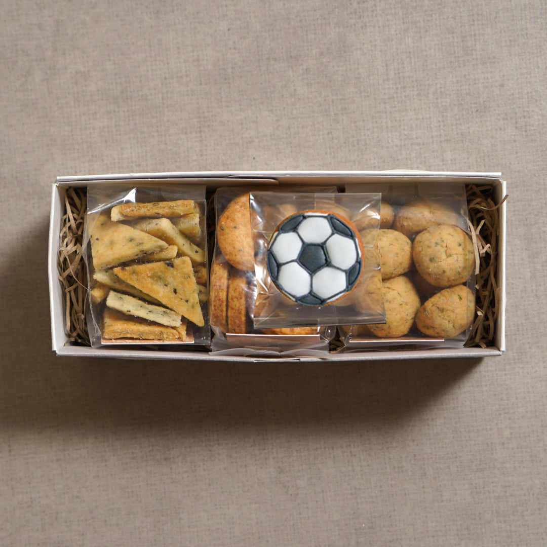 おつまみクッキーセット サッカーボールのアイシングクッキー付き / スポーツ観戦◎