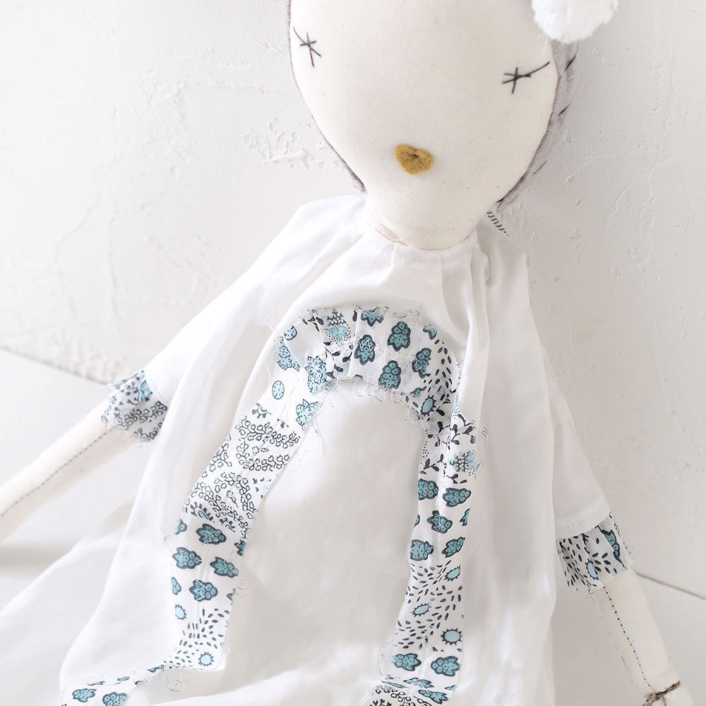 jess brown × SOULEIADO doll3 セレモニードレス