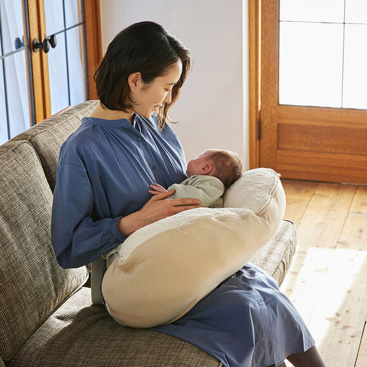 Pitatto Fit Cushion  授乳クッション　カバー＆中しんセット アイボリー ◆